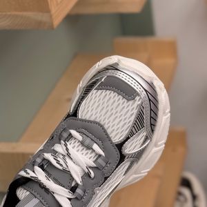 کتونی بچگانه توری طرح بالنسیاگا از MBA کد 4061902