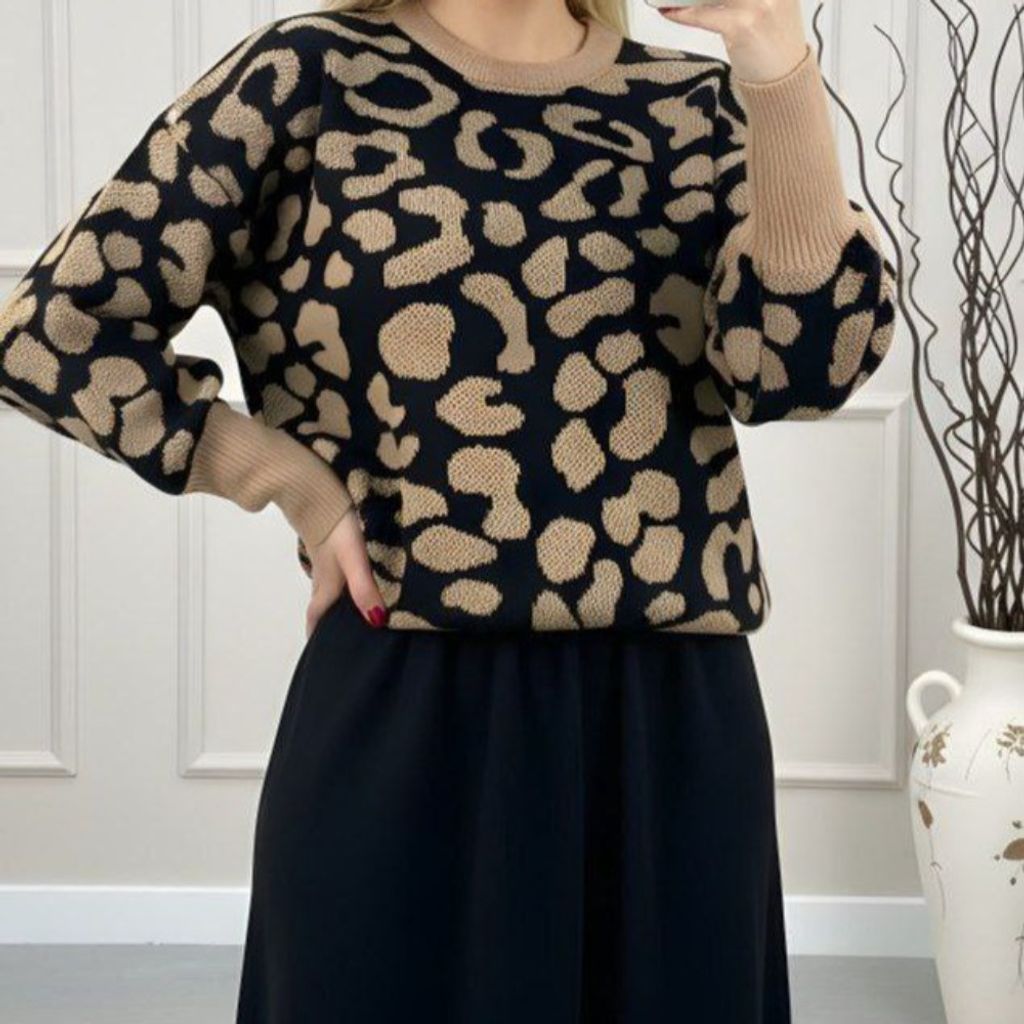 خرید انلاین بلوز و دامن بافت