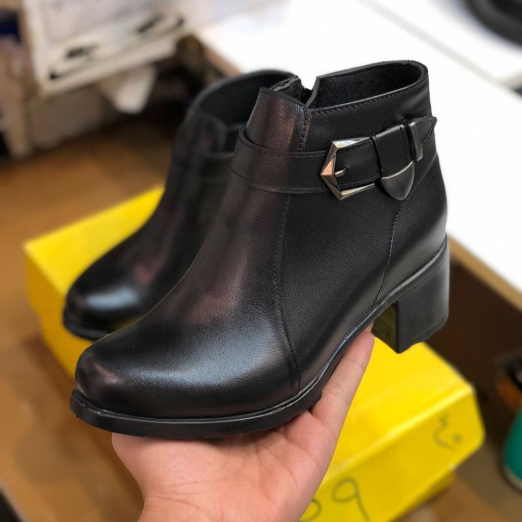 خرید انلاین نیم بوت زنانه پاشنه پنج سانت مدل اطلس