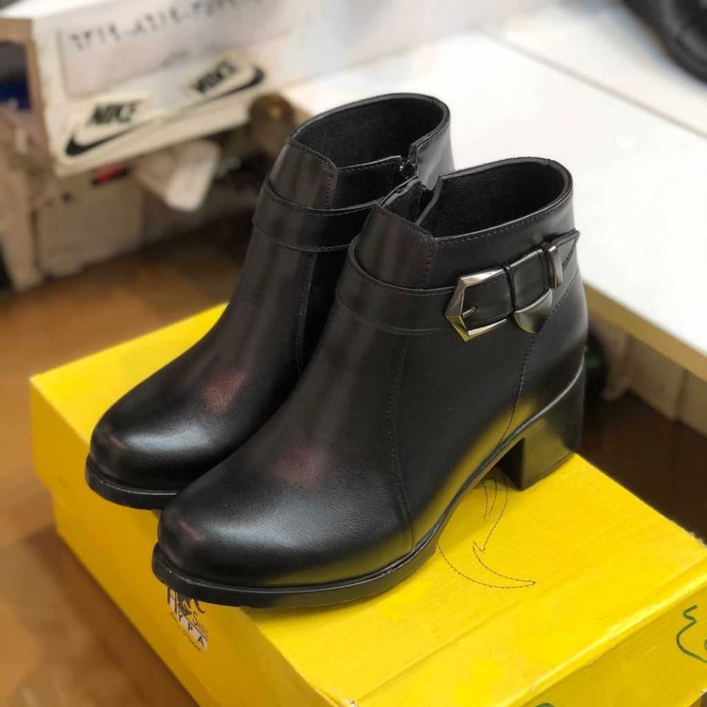 خرید اینترنتی نیم بوت زنانه پاشنه پنج سانت مدل اطلس