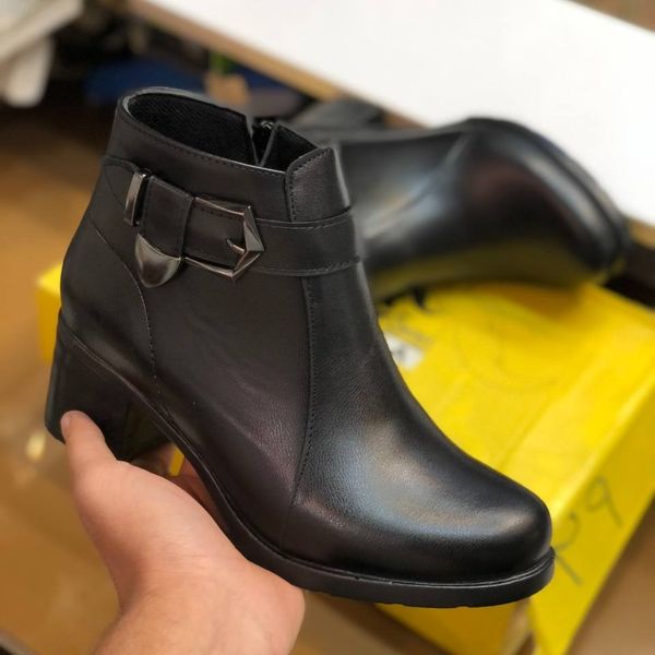 نیم بوت زنانه پاشنه پنج سانت مدل اطلس