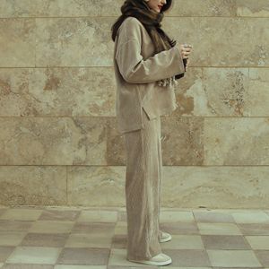 خرید اینترنتی ست پلیور و شلوار گندم