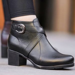 کفش نیم بوت زنانه پاشنه پنج سانت مدل گندم