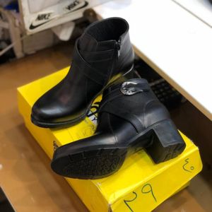 قیمت کفش نیم بوت زنانه پاشنه پنج سانت مدل گندم