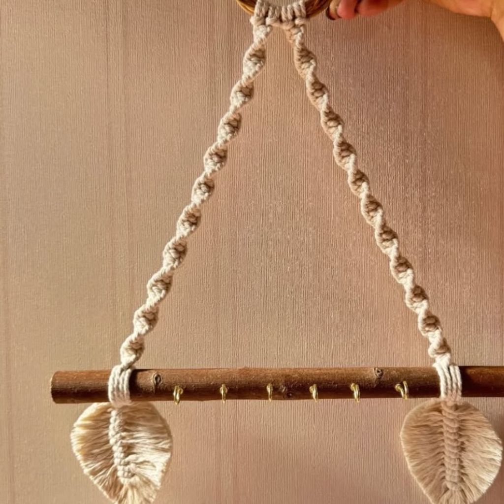 قیمت جاکلیدی مکرومه بافی مدل نیوا