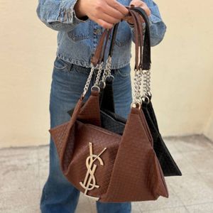 کیف دوشی زنانه و دخترانه مدل ربوانا پروانه