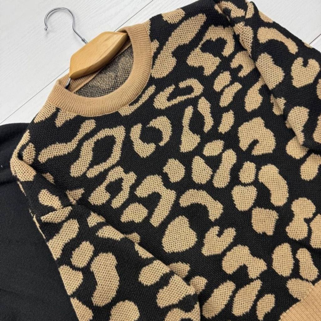 خرید اینترنتی بلوز و دامن آماندا