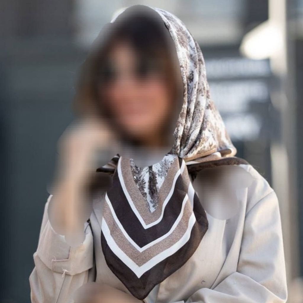 قیمت روسری نخی وارداتی قواره 100 طرح درختچه ویژه روز مادر