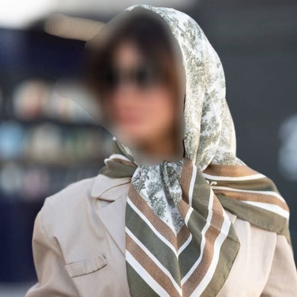 روسری نخی وارداتی قواره 100 طرح درختچه ویژه روز مادر