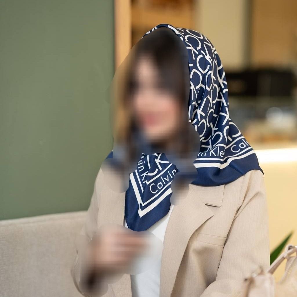 خرید آنلاین روسری ابریشم توییل قواره 100 طرح ck درشت ویژه روز مادر