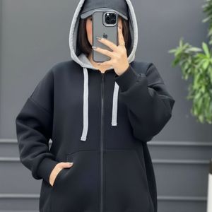 خرید آنلاین سوییشرت زنانه و مردانه دانهیل