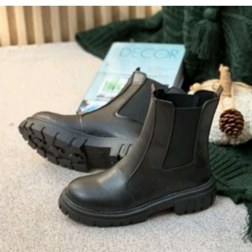 خرید انلاین بوت و نیم بوت زنانه و دخترانه مدل کشی