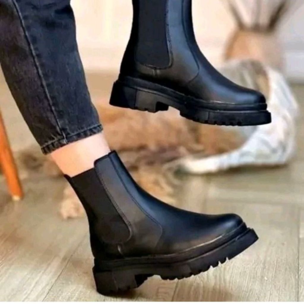 خرید آنلاین بوت و نیم بوت زنانه و دخترانه مدل کشی