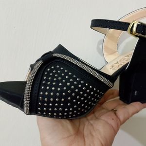 کفش زنانه مجلسی مدل زرین