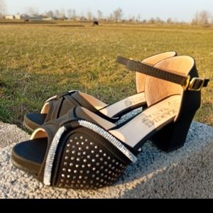 کفش زنانه مجلسی مدل زرین