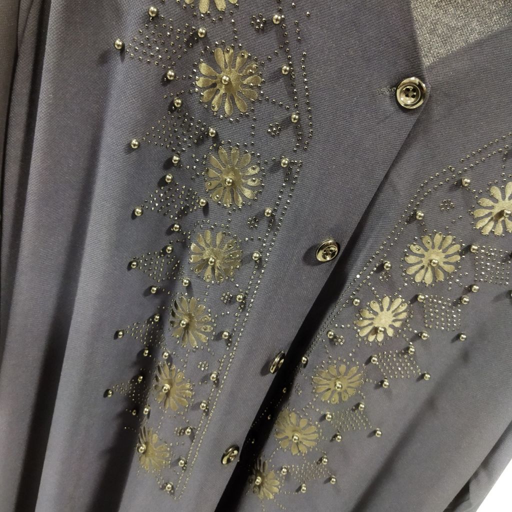 قیمت مانتو جلو دکمه سایزبزرگ زنانه mn73u