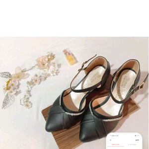 فروش اینترنتی کفش مجلسی زنانه و دخترانه مدل عروسکی