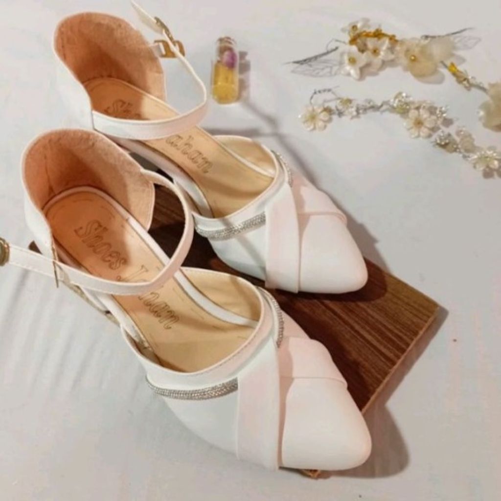 مشخصات کفش مجلسی زنانه و دخترانه مدل عروسکی