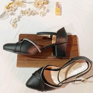 قیمت کفش مجلسی زنانه و دخترانه مدل عروسکی