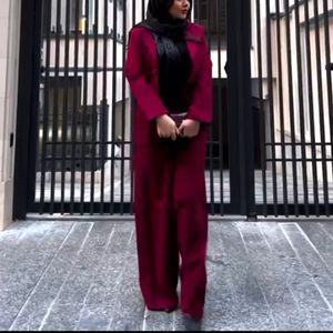 خرید اینترنتی کت شلوار زنانه مجلسی یلدا کرپ