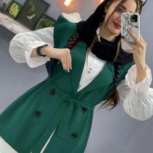 وست و شومیز آوینا