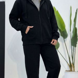 خرید اینترنتی سوییشرت و شلوار شالین