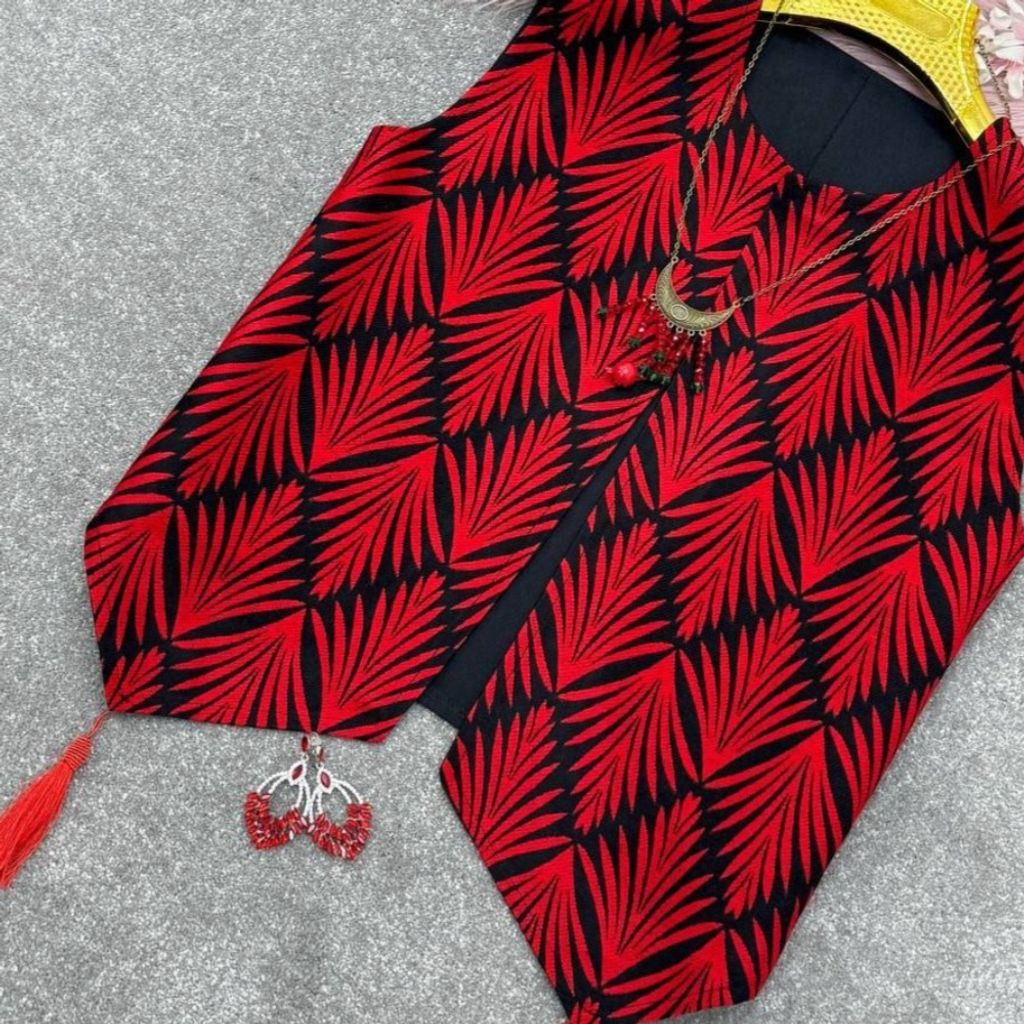 خرید انلاین وست منگوله دار شیک