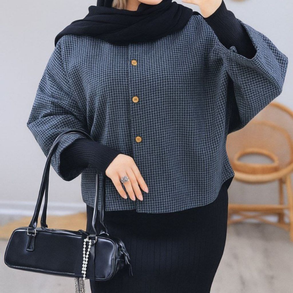 فروش اینترنتی مانتو پانچ نیلی