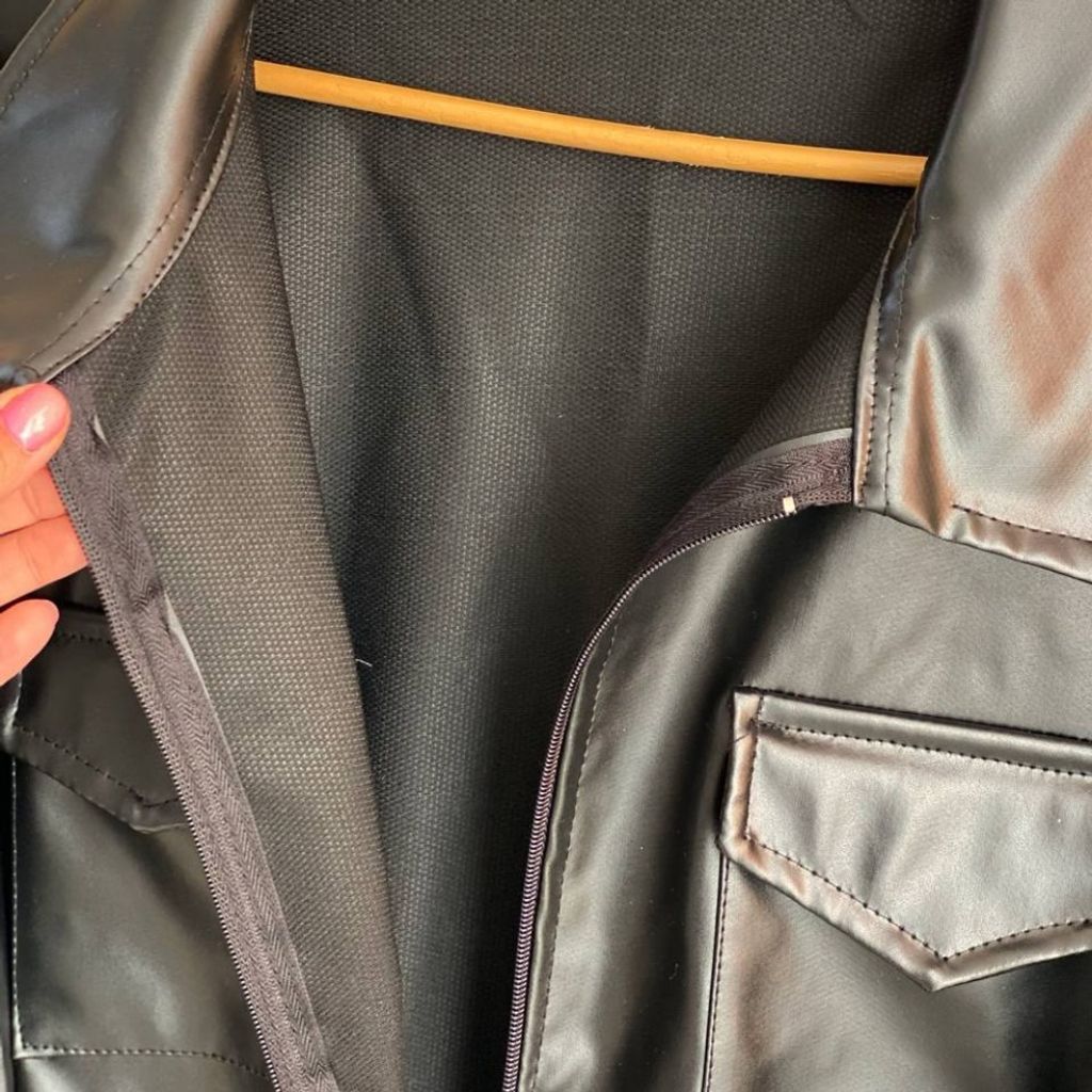 فروش اینترنتی : کت چرم تو کرکی