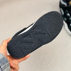 خرید اینترنتی قیمت کتونی بچگانه نیمساق از Simba کد 4091501