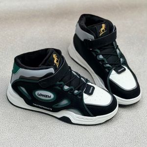 خرید اینترنتی قیمت کتونی بچگانه نیمساق از Simba کد 4091501