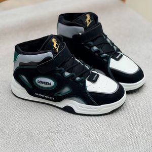 خرید اینترنتی قیمت کتونی بچگانه نیمساق از Simba کد 4091501