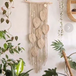 اویز برگ مکرومه بافی دکوری طرح ریسه ای