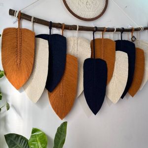 اویز برگ دکوری مکرومه طرح کیمیا