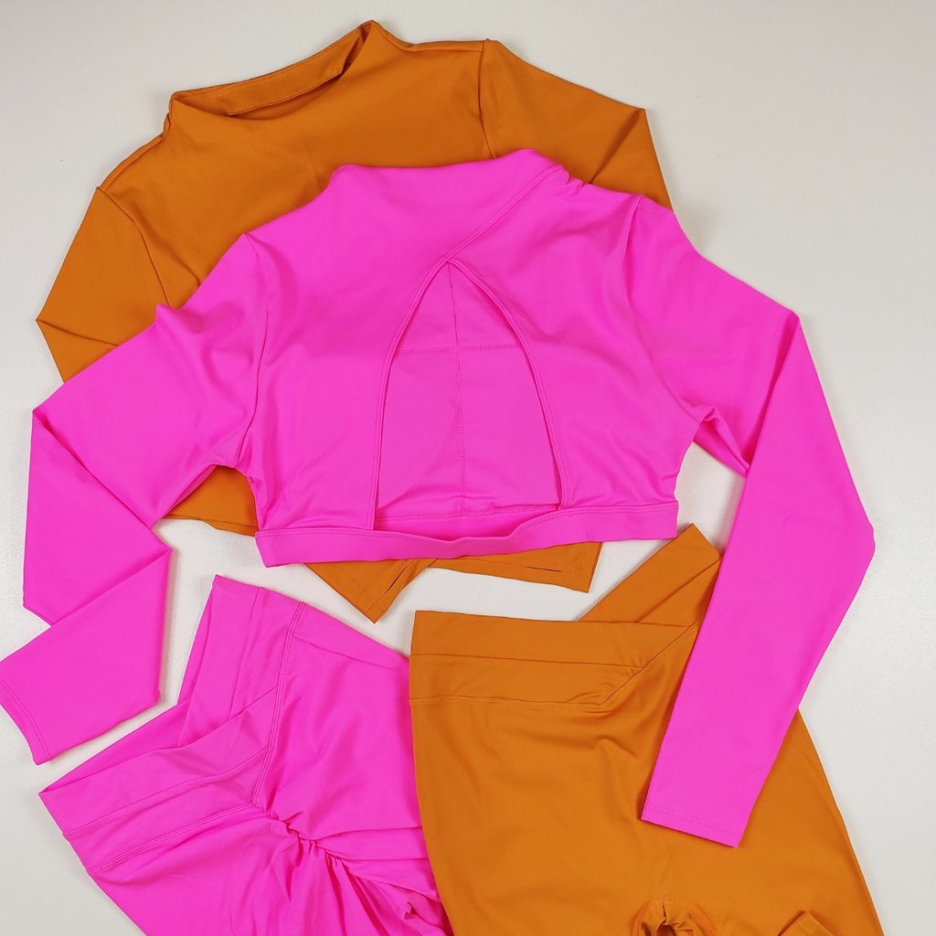 فروش اینترنتی ست کراپ و لگ کمر هفتی