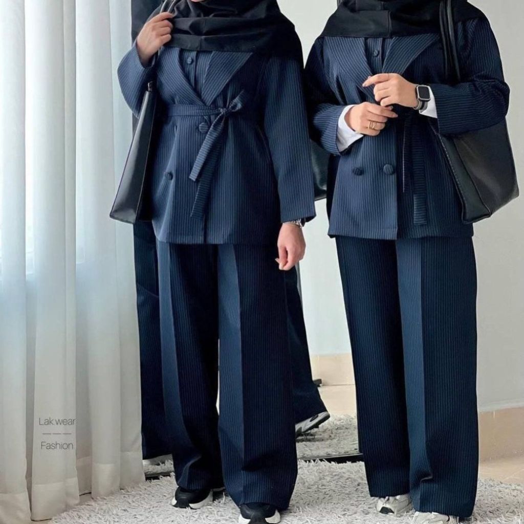 خرید آنلاین مانتو سه تیکه اداری و دانشجویی بارن نورا