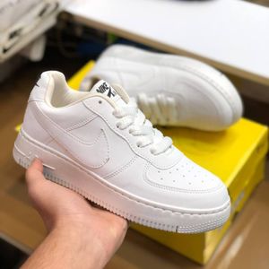 خرید انلاین کفش نایک ایرفورس زنانه رنگ سفید