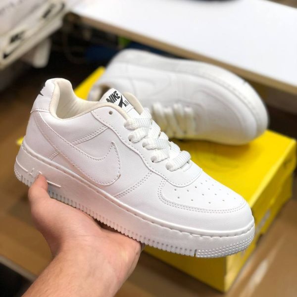 کفش نایک ایرفورس زنانه رنگ سفید