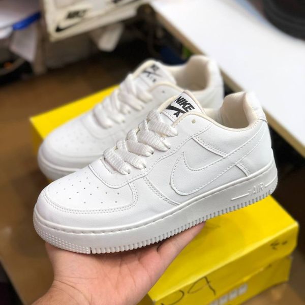 کفش نایک ایرفورس زنانه رنگ سفید