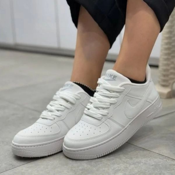 کفش نایک ایرفورس زنانه رنگ سفید