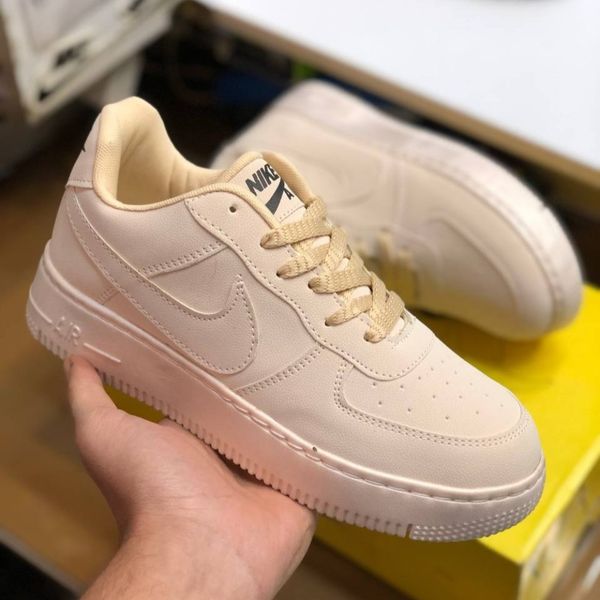 کفش نایک ایرفورس زنانه رنگ کرم