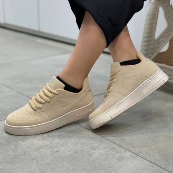 کفش نایک ایرفورس زنانه رنگ کرم