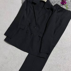 کت شلوار دیپلمات