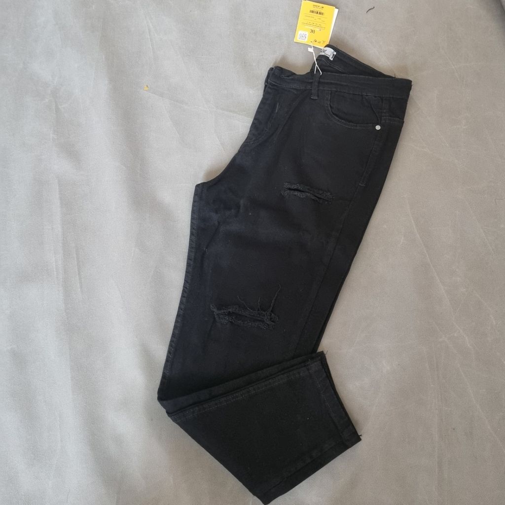 خرید انلاین شلوار جین زنانه مشکی زاپ دار وارداتی سایز 30 تا 34 قد 94 سانتی متر