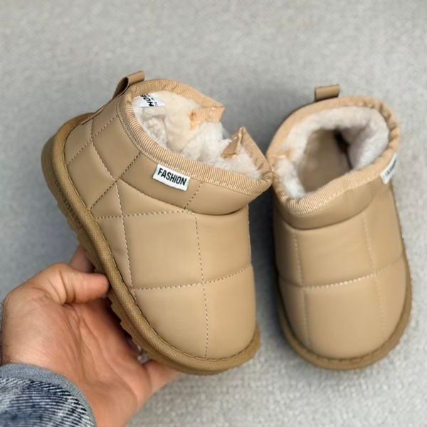 بوت بچگانه نیمساق شنل دوزی از کاشوز کد 4091604