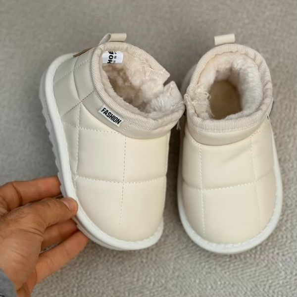 بوت بچگانه نیمساق شنل دوزی از کاشوز کد 4091604