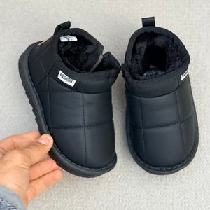 خرید اینترنتی قیمت بوت بچگانه نیمساق شنل دوزی از کاشوز کد 4091604