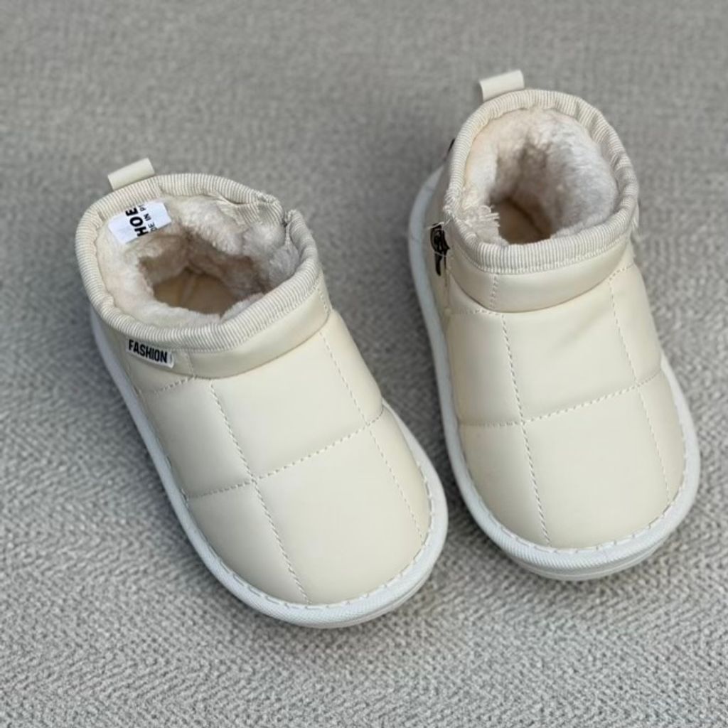 خرید اینترنتی قیمت بوت بچگانه نیمساق شنل دوزی از کاشوز کد 4091604