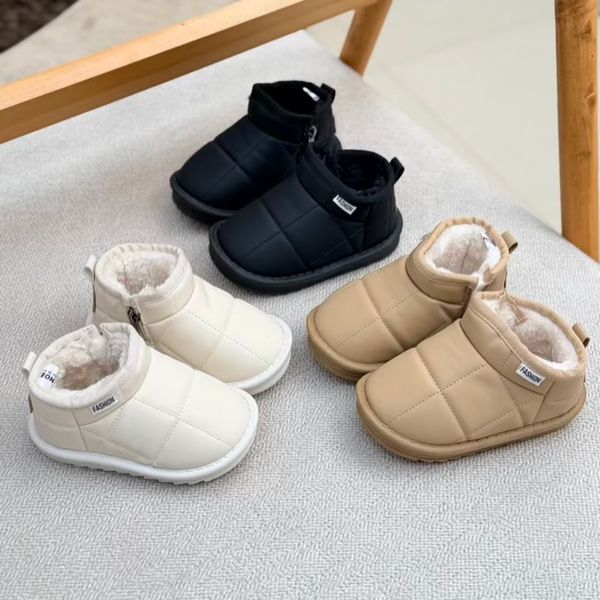 بوت بچگانه نیمساق شنل دوزی از کاشوز کد 4091604