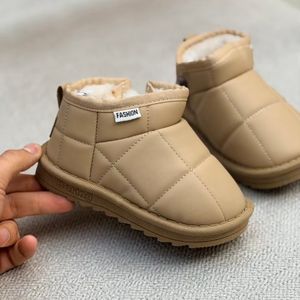 خرید اینترنتی قیمت بوت بچگانه نیمساق شنل دوزی از کاشوز کد 4091604